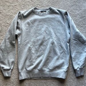 Brandy Melville Grey Crewneck Size Small